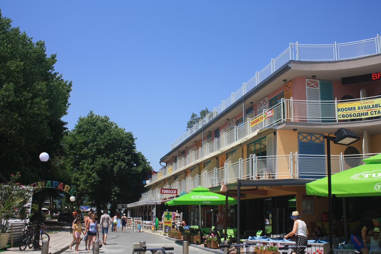 Hotel Largo サニービーチ エクステリア 写真